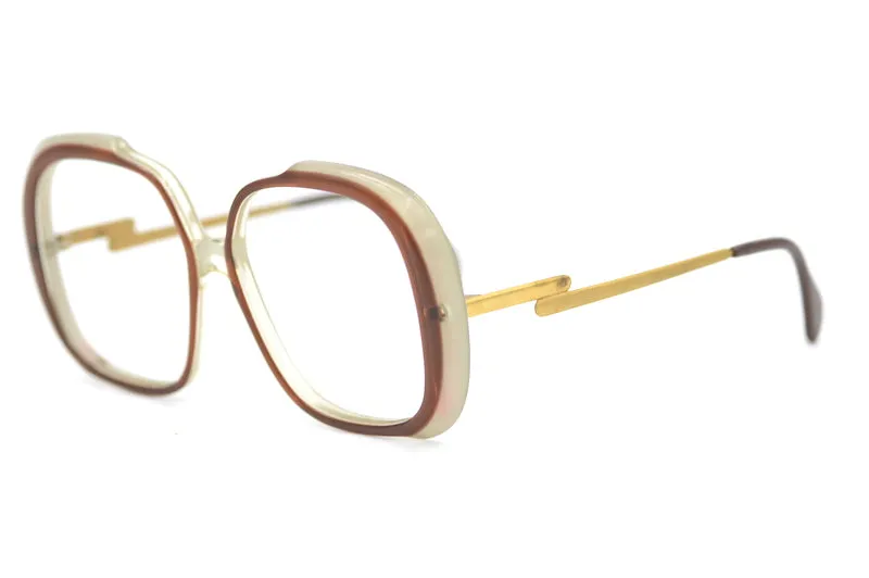 70s Brown Square WM