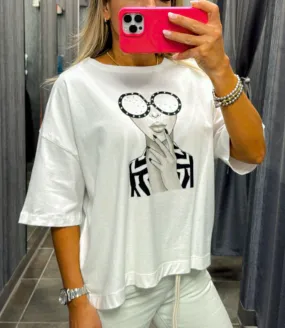 8474 Oversized glasses face T-Shirt