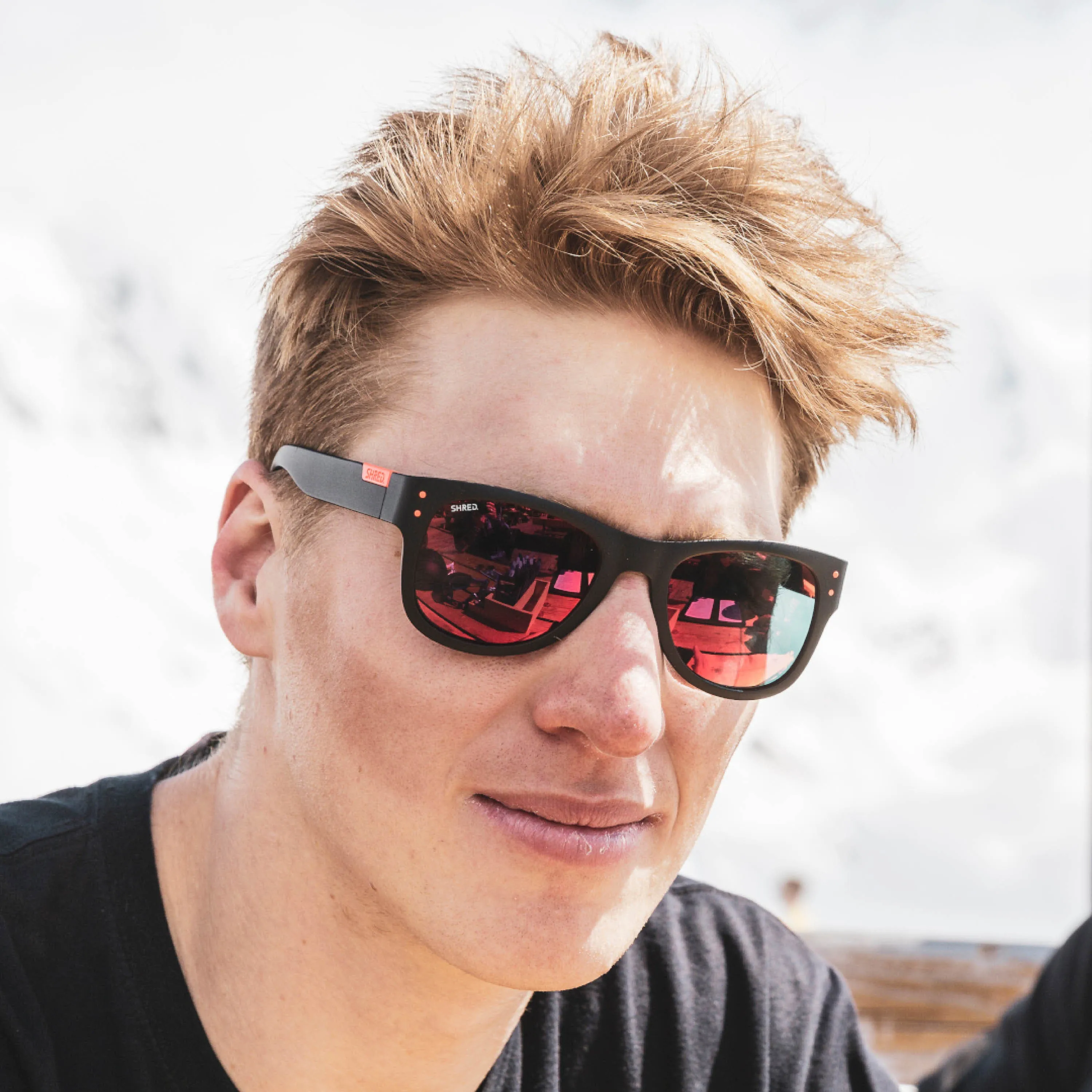 BELUSHKI POLARIZED