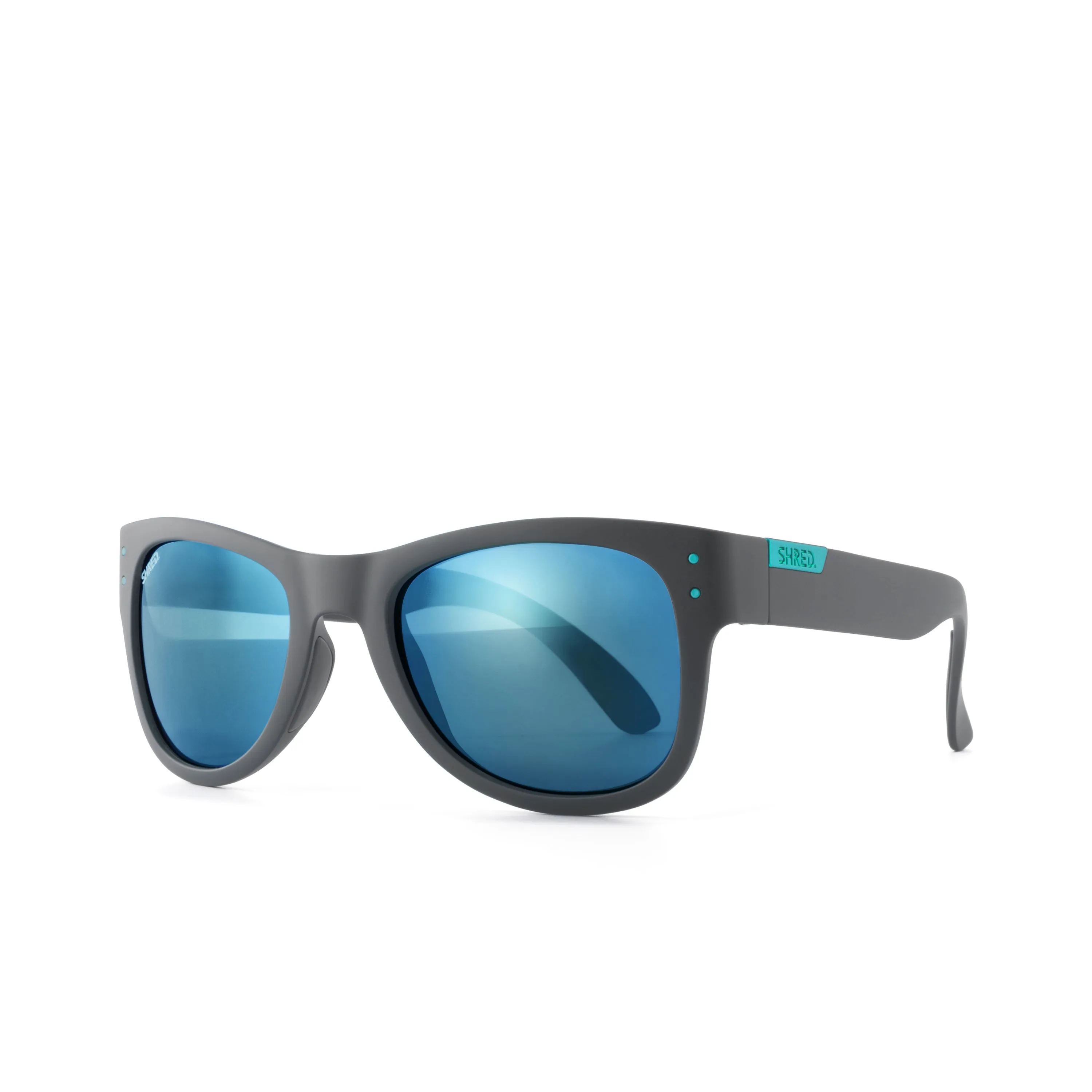 BELUSHKI POLARIZED