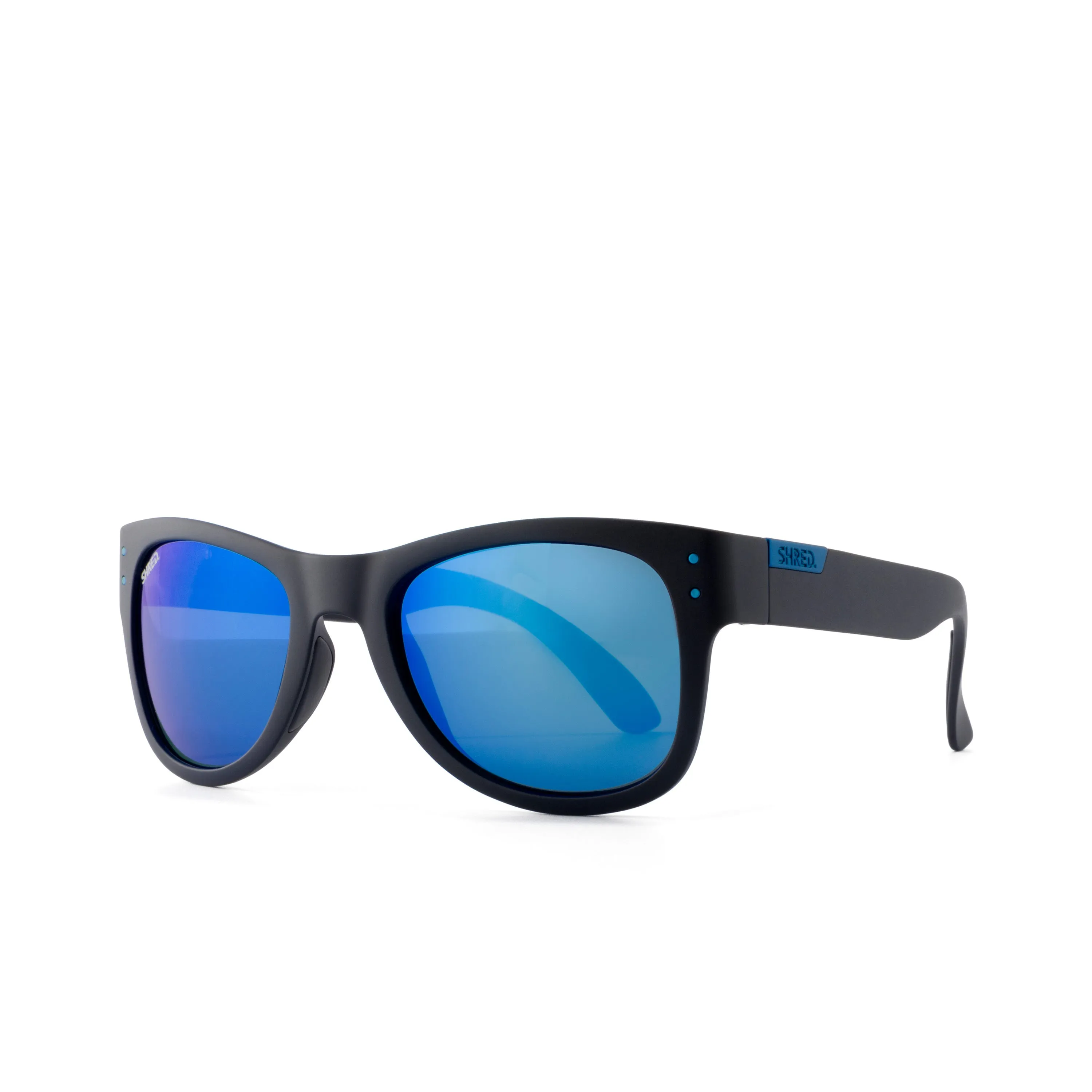 BELUSHKI POLARIZED