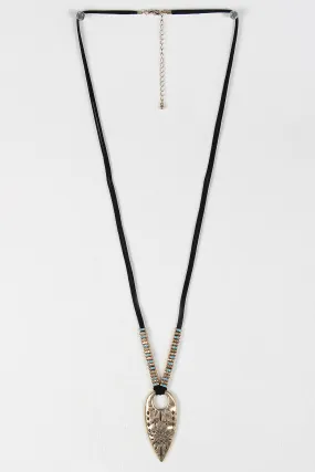 Decorative Arrow Pendant Necklace Set