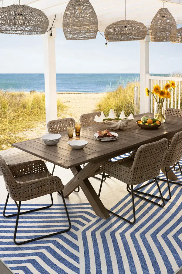 Gray Malin Outdoor Beach Club Navy & Ivory Rug