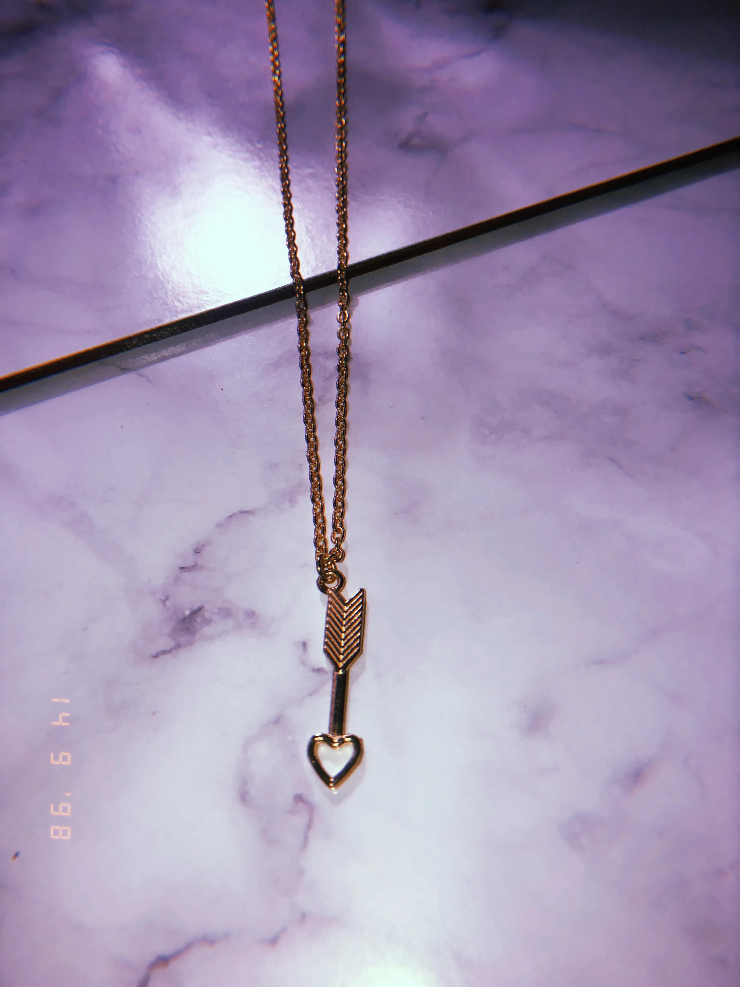 Love arrow necklace