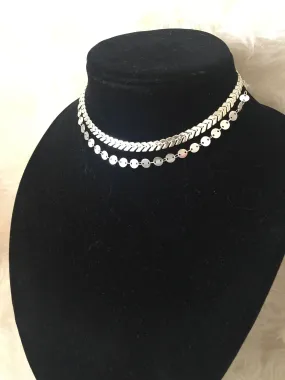 Necklaces - Silver Arrow   Dot Choker Set