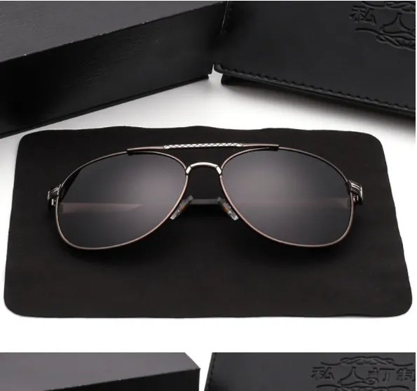 Polarized sunglasses