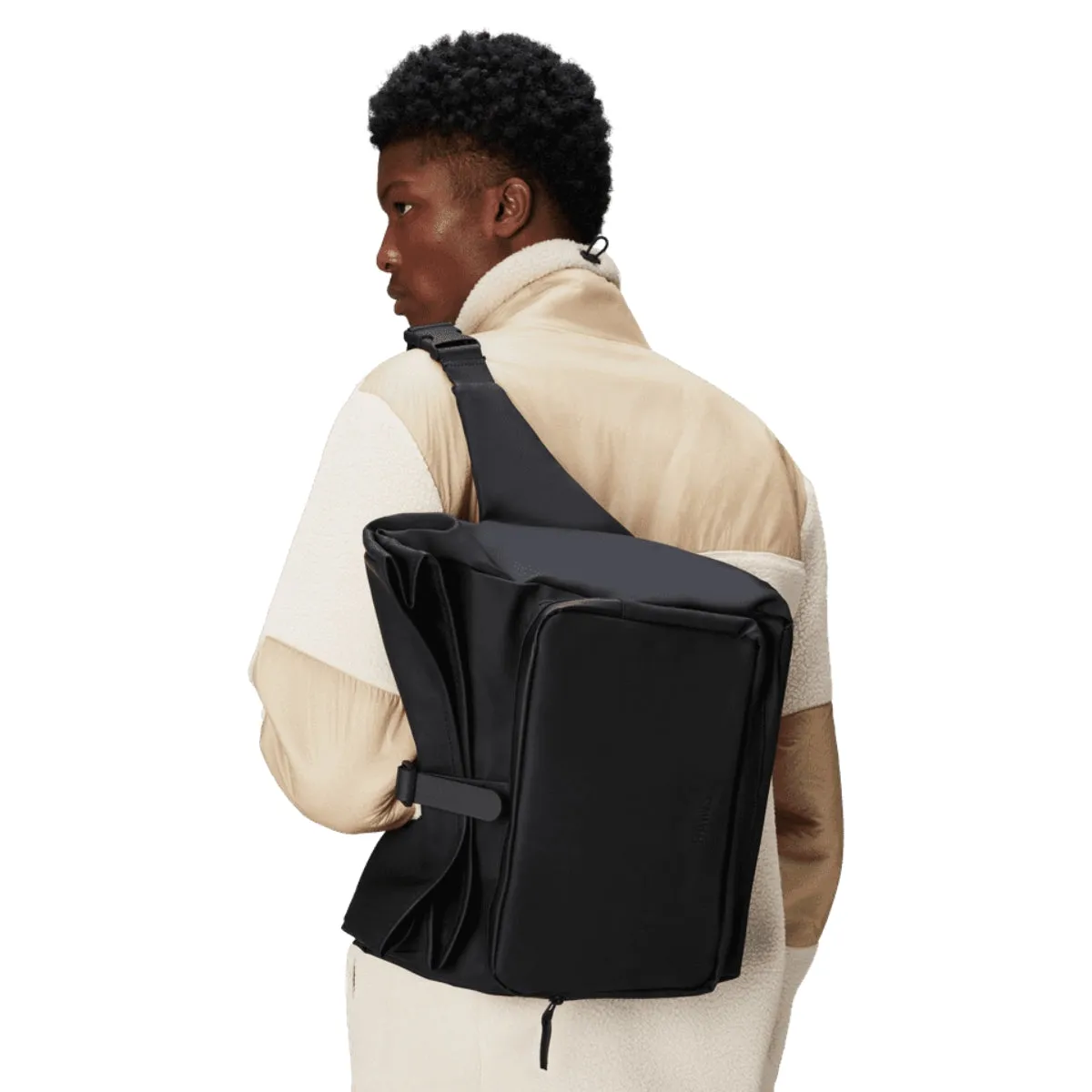 Rains Rolltop Commuter Bag in Black