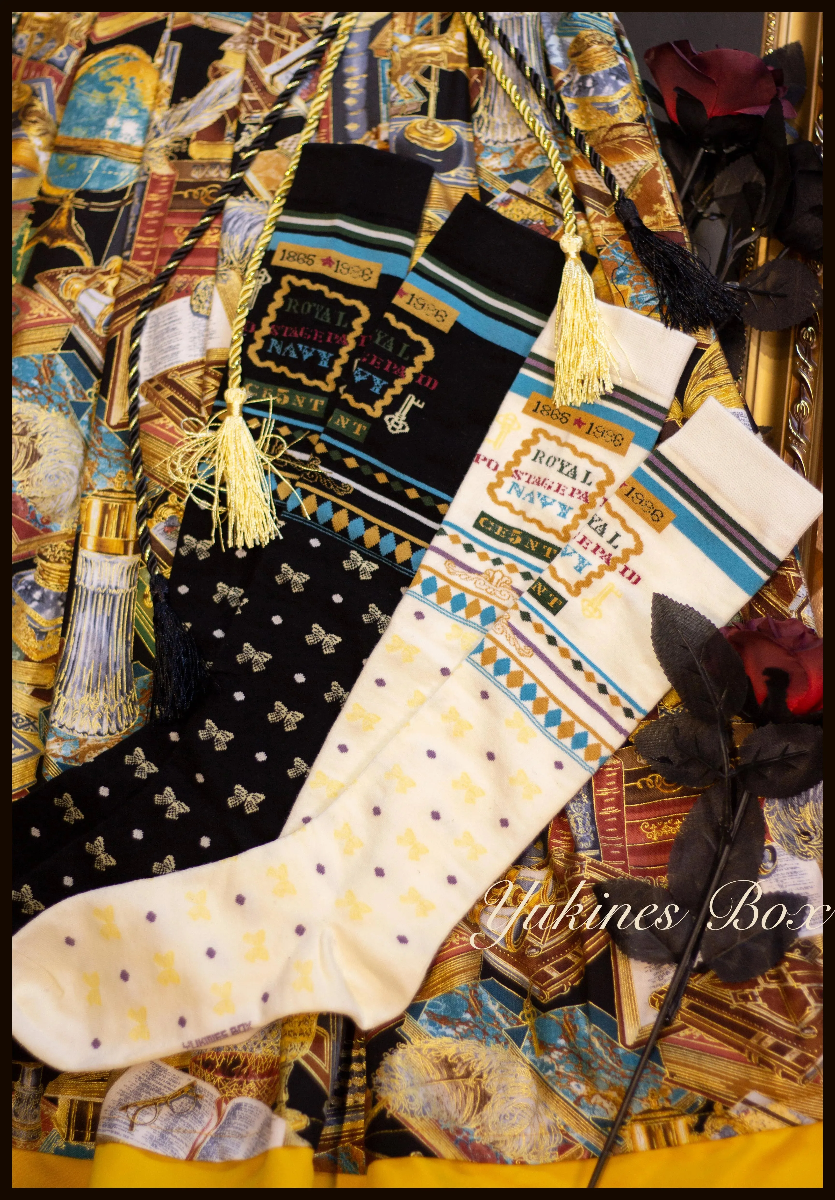Yukines Box~Elegant Lolita Dot Print Cotton Socks