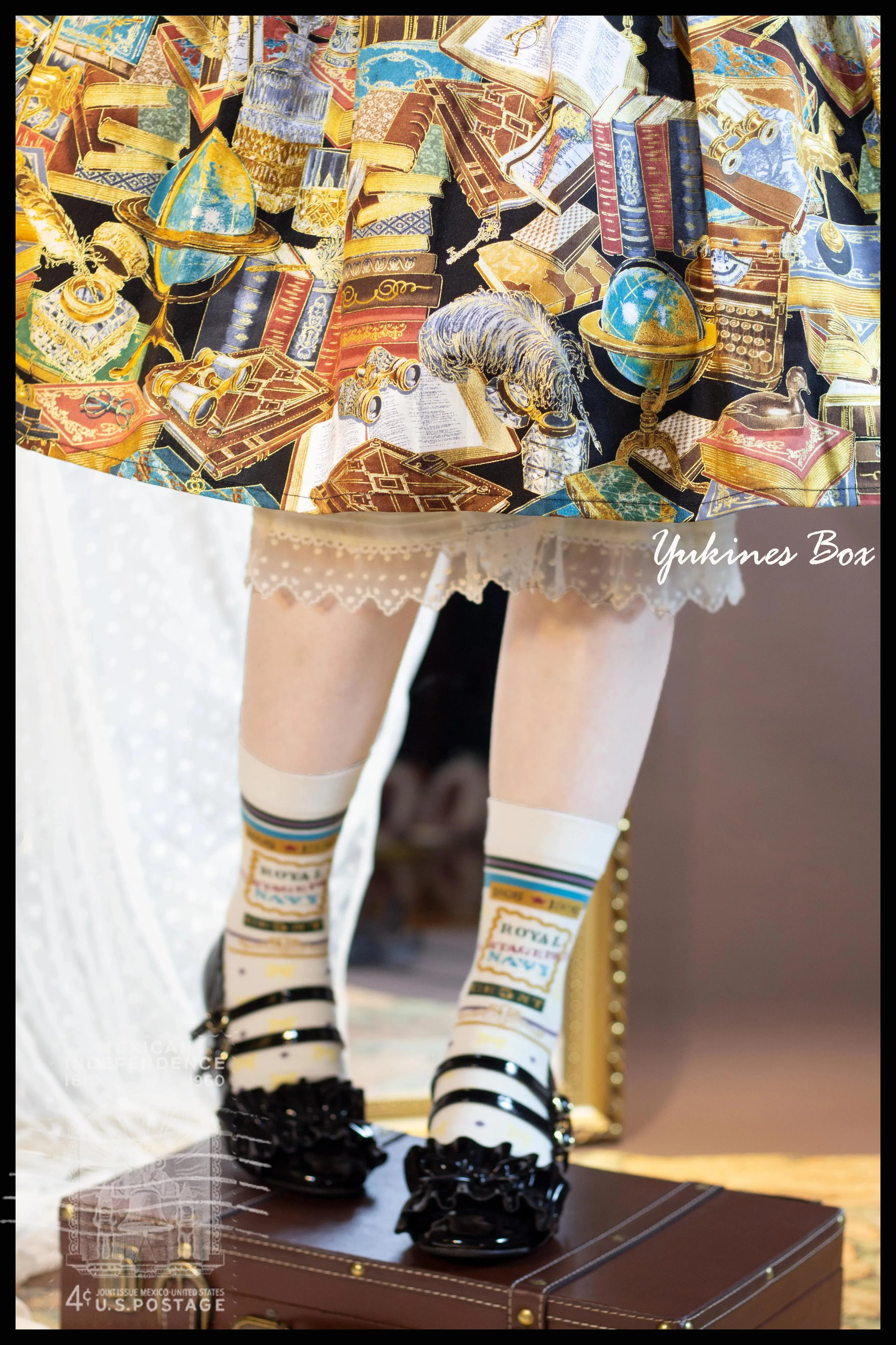 Yukines Box~Elegant Lolita Dot Print Cotton Socks