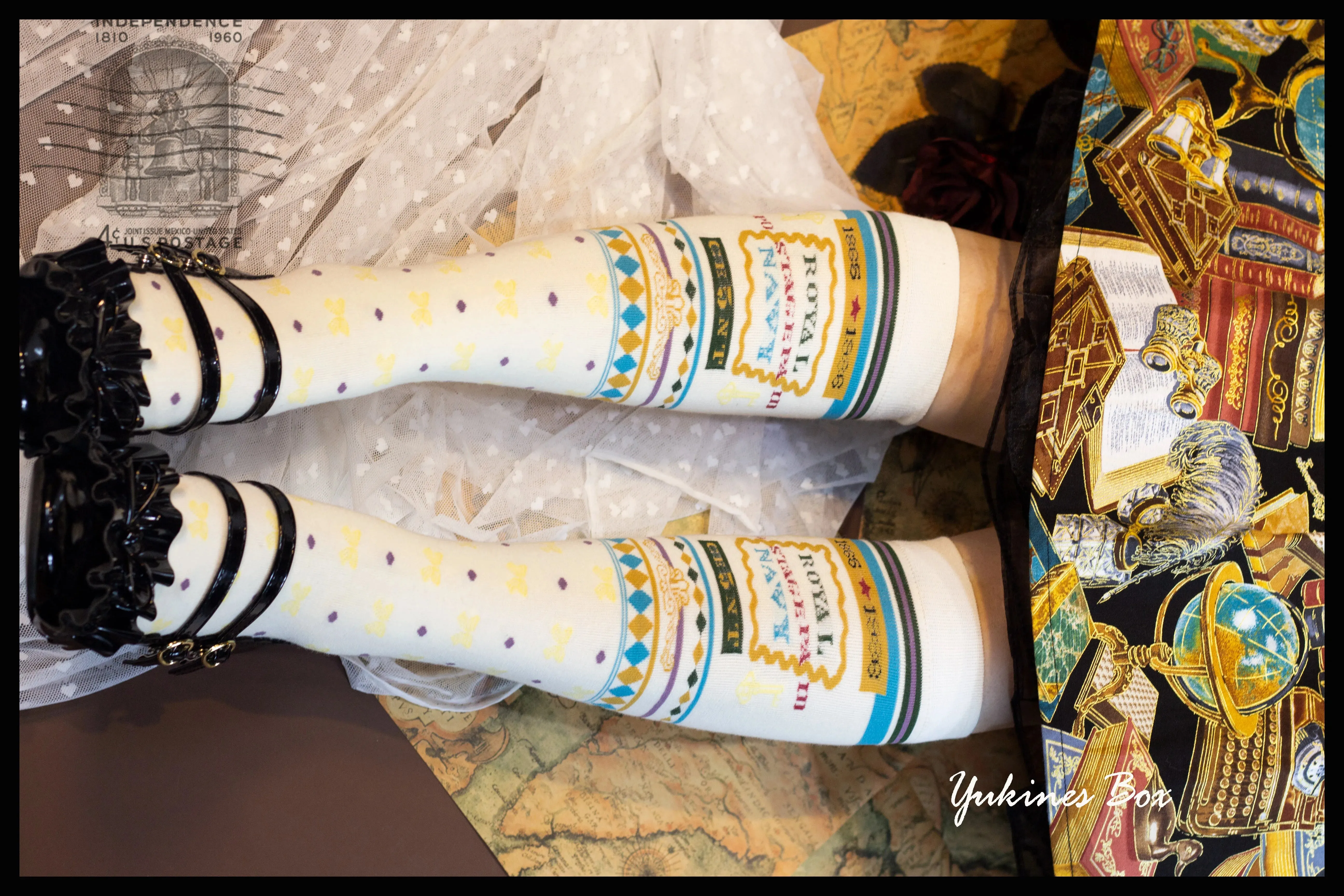 Yukines Box~Elegant Lolita Dot Print Cotton Socks